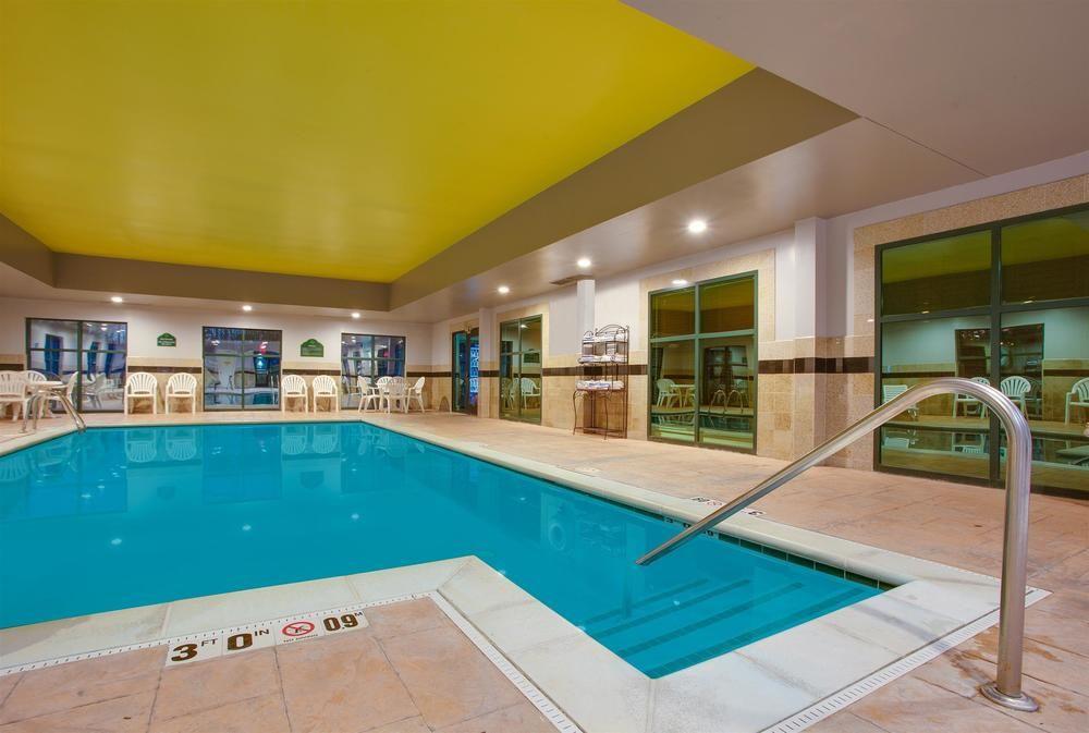 Fairfield Inn & Suites By Marriott Virginia Beach/Norfolk Airport Bagian luar foto